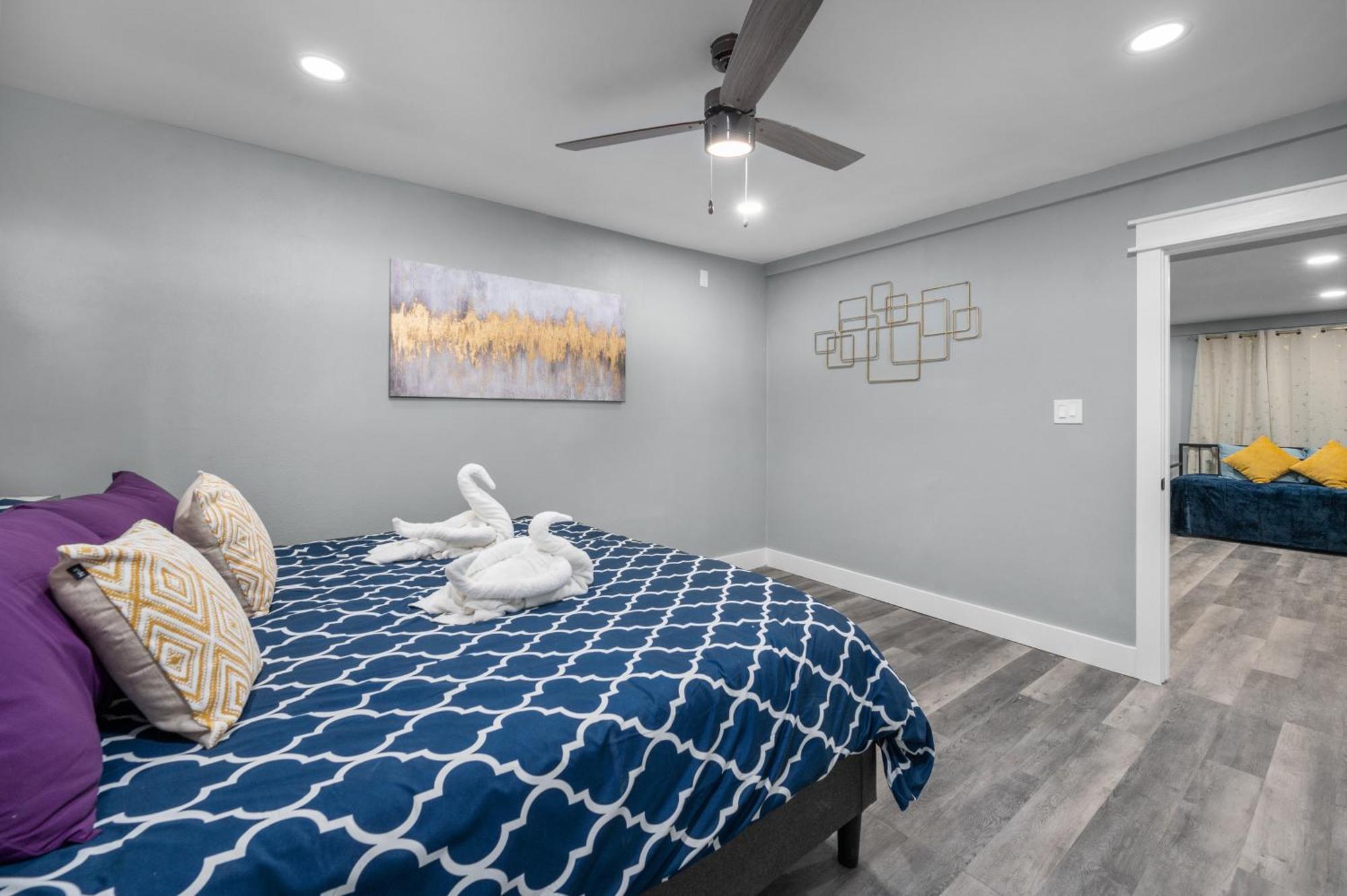 Modern 2Br City Center Getaway With Free Park Houston Exterior foto
